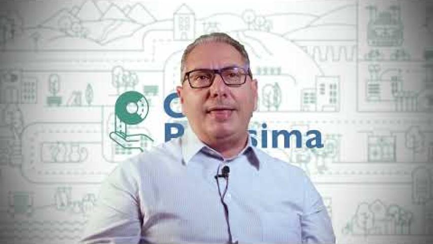 Preview image for the video "Smail".